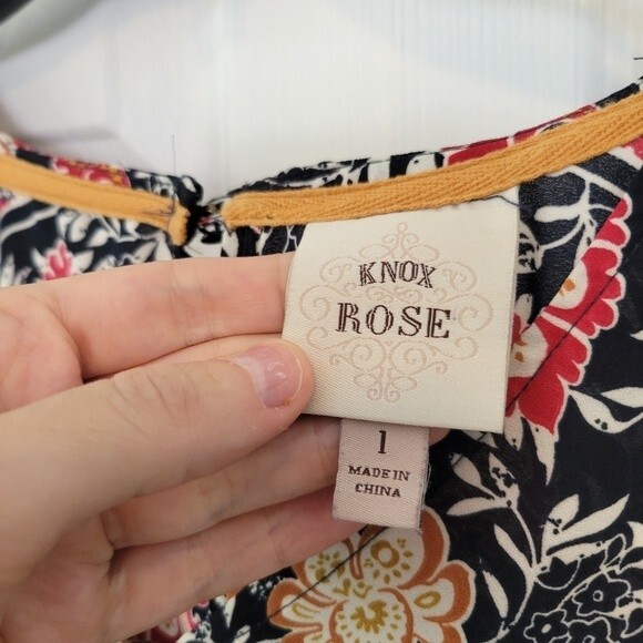 Knox Rose Navy Floral Boho Mixed Print Top Size 1X - Picture 3 of 4